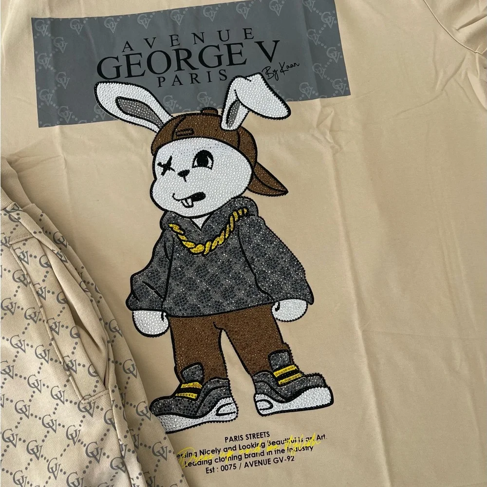 Avenue George V Paris Men’s Beige Short Set 2 piece set Rabbit Rhinestone NWT - Picture 7 of 9